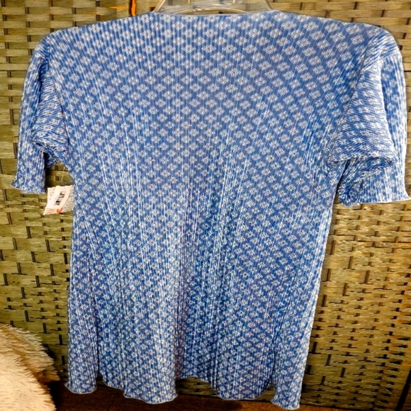 NWT LuLaRoe Graphic Printed Shirley Kimono Duster Blue and White Size Small - Picture 5 of 10